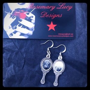 5/$30 Larger Snow White Mirror earrings new!